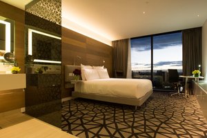 Room & Suite