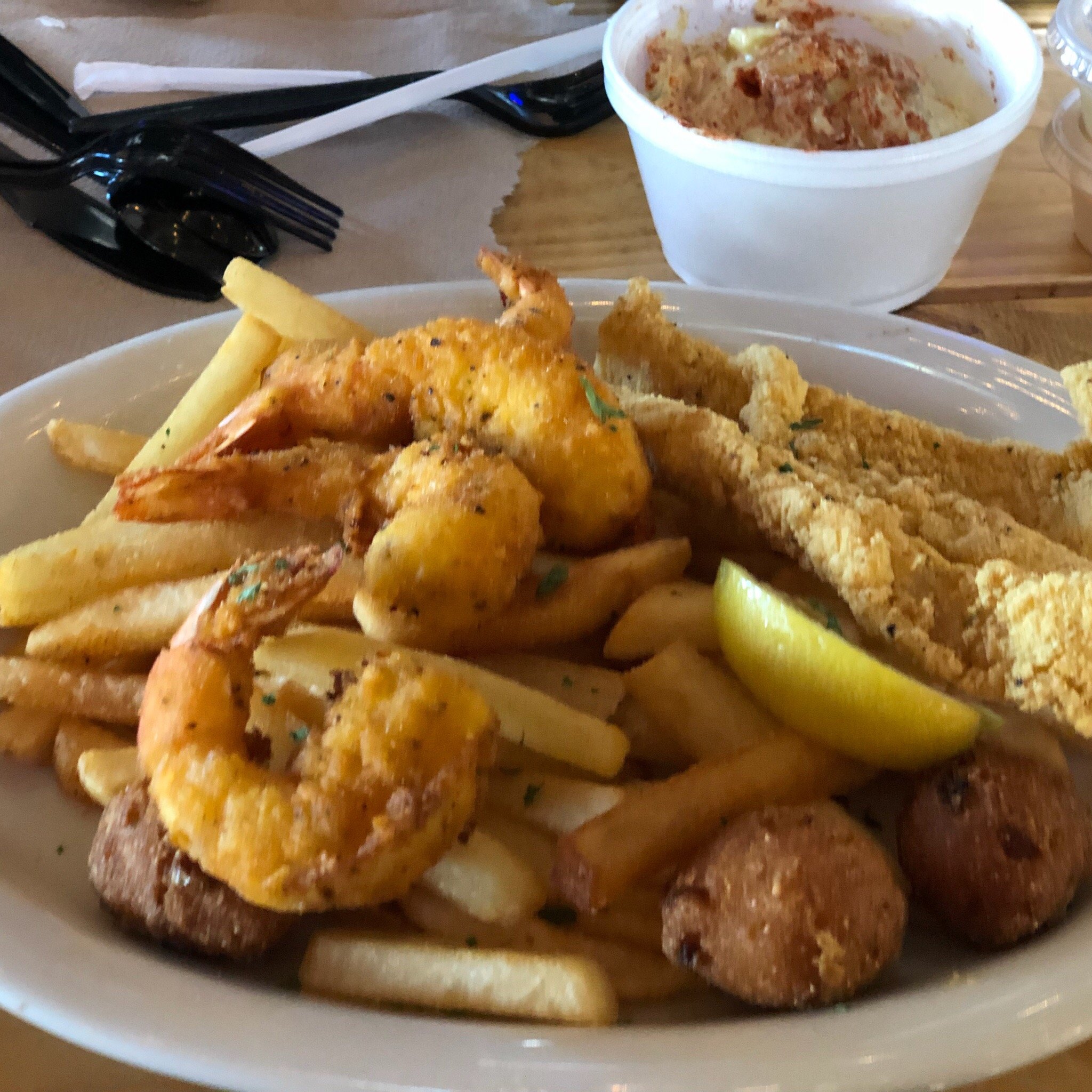 Manvel seafood deals