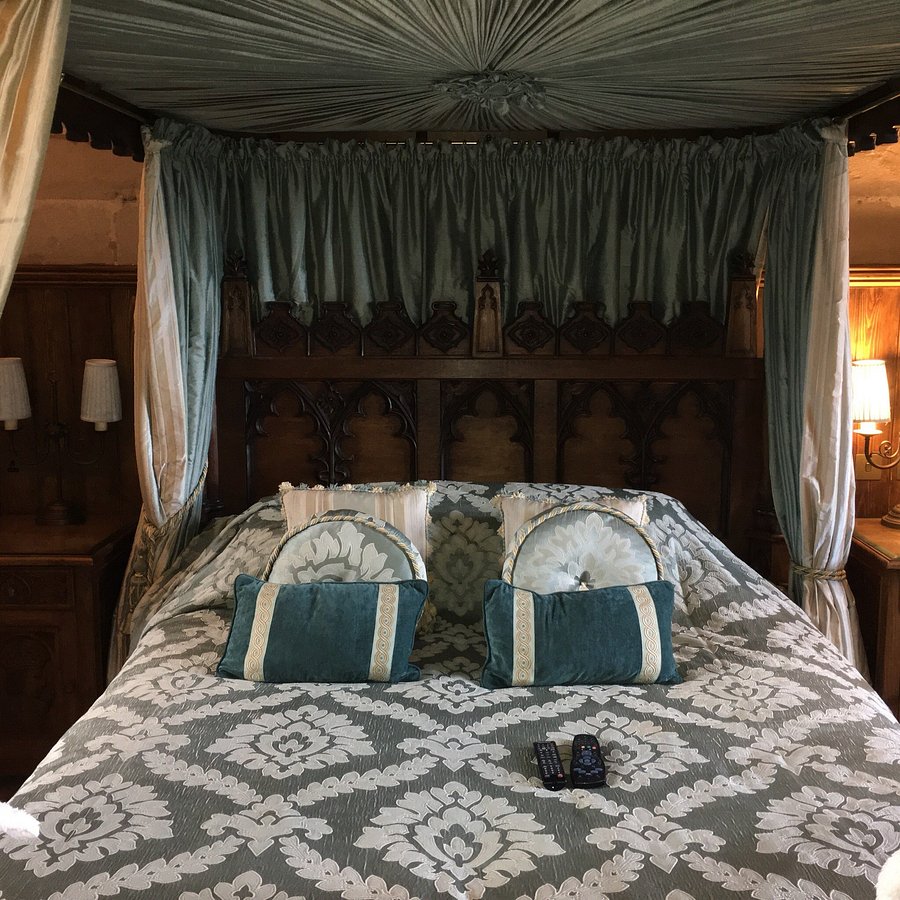 WARWICK CASTLE TOWER SUITES - Updated 2021 Prices, Reviews, and Photos ...