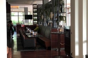 用餐 