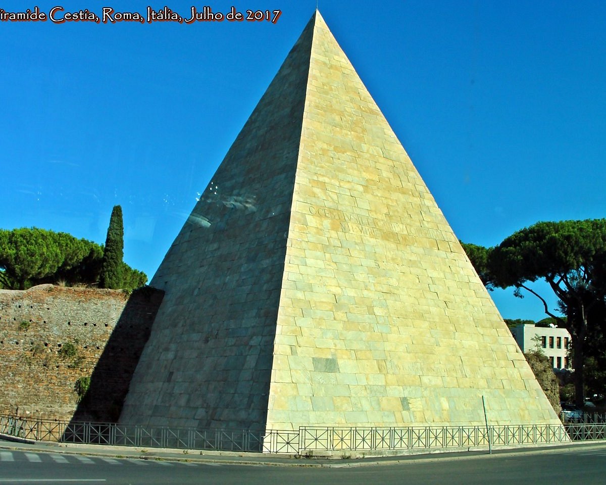 Piramide Cestia (Rome) - All You Need to Know BEFORE You Go
