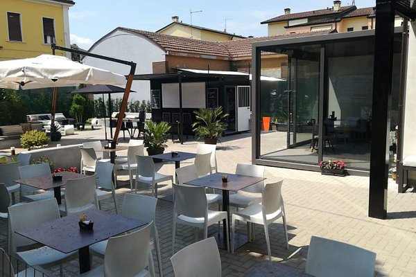 GIOVI'S CAFFE', Piacenza - Restaurant Reviews, Photos & Phone Number -  Tripadvisor