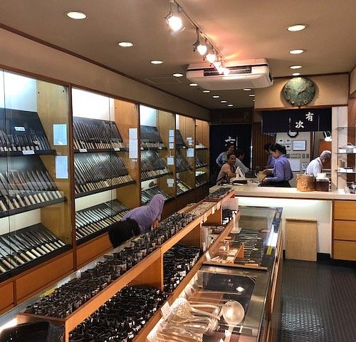 Le magasin de baguettes personnalisées à Kyoto, le souvenir unique à r