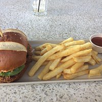 Crispy chicken burger