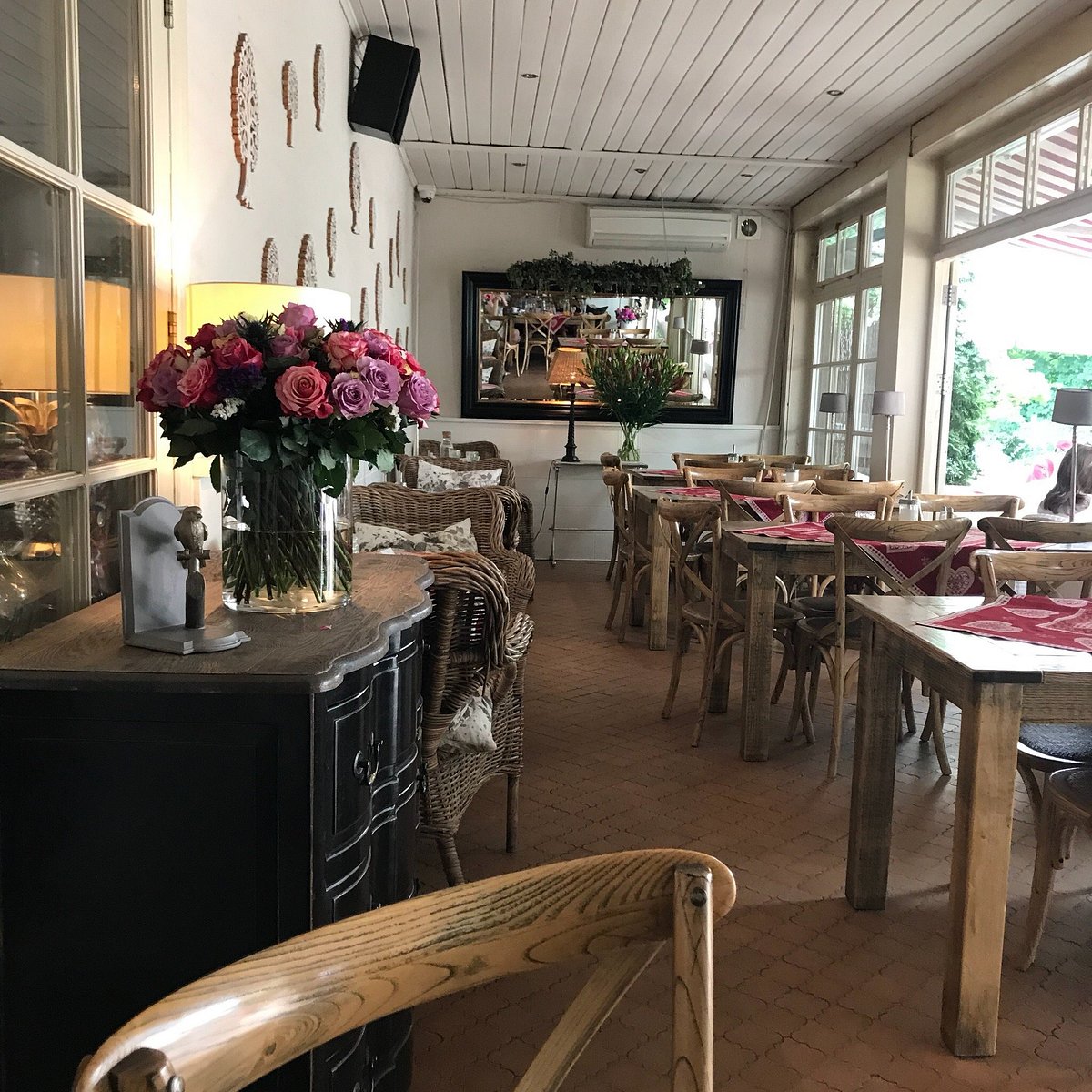 Weranda & Cafe, Podkowa Lesna - фото ресторана - Tripadvisor