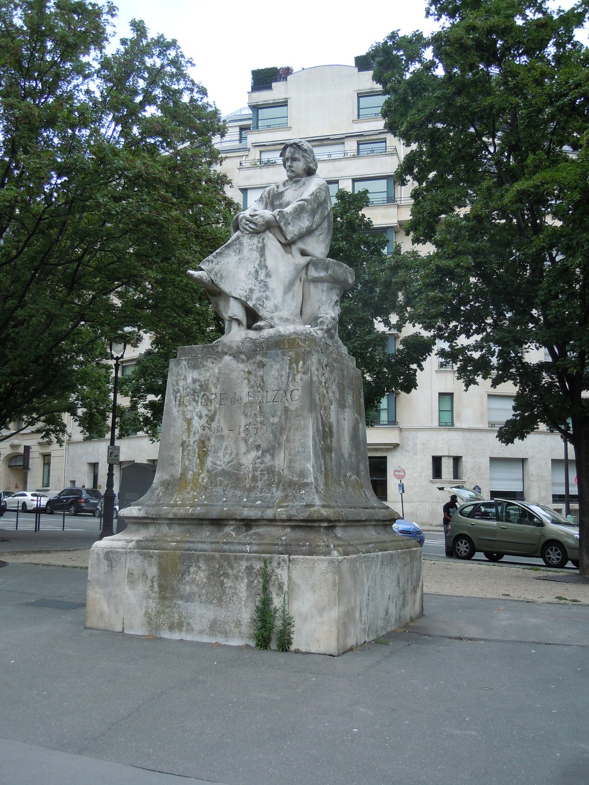 Statue Honore de Balzac, Париж: лучшие советы перед посещением - Tripadvisor