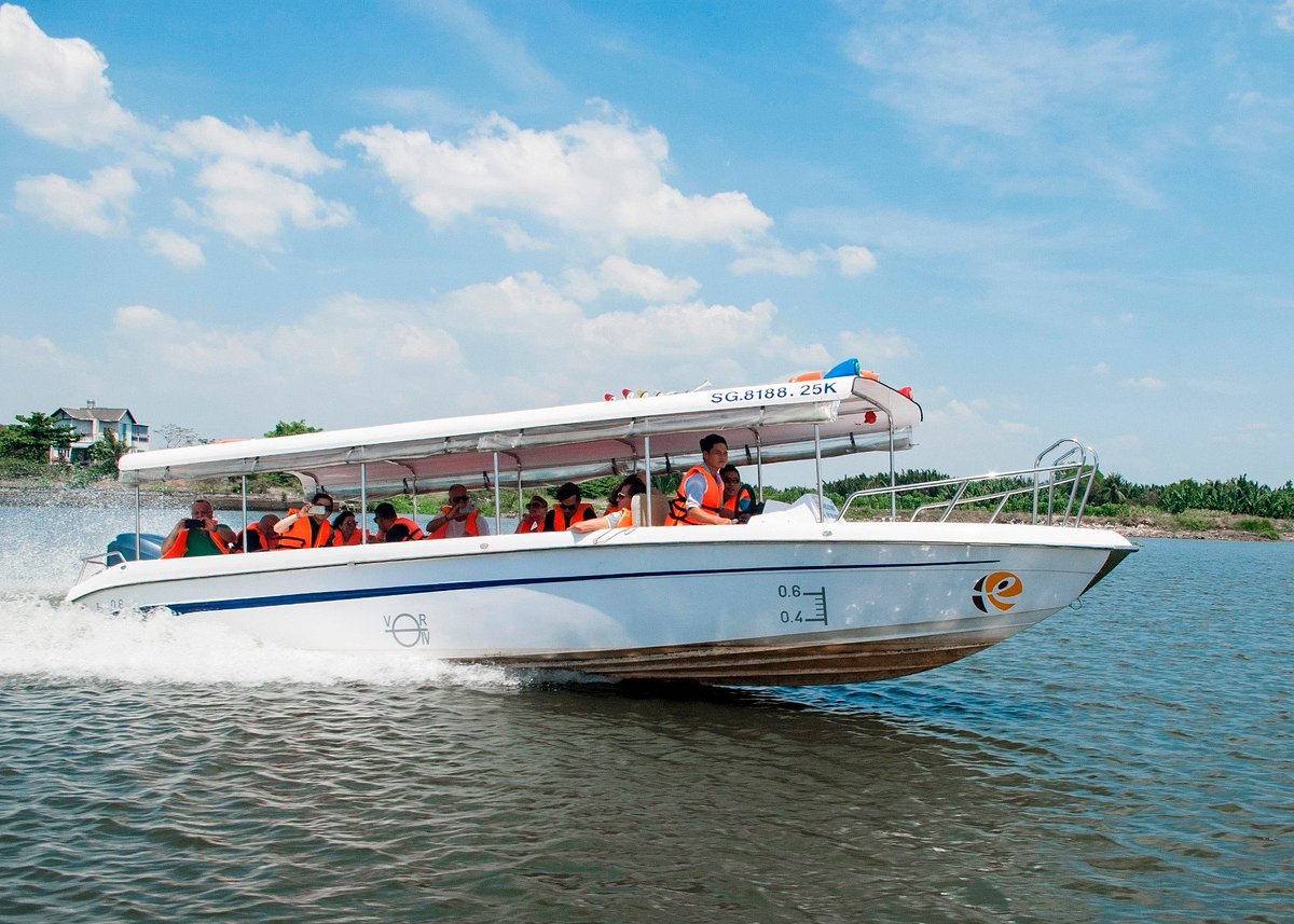 fisheye speedboat tours