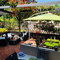 La terrasse côté jardin