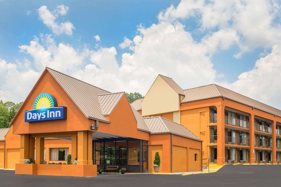 DAYS INN WYNDHAM KNOXVILLE EAST  50     6  7    Prices Hotel