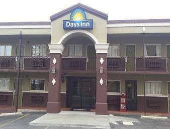 Days Inn By Wyndham Hot Springs 54 6 6 Updated 2021 Prices Hotel Reviews Ar Tripadvisor