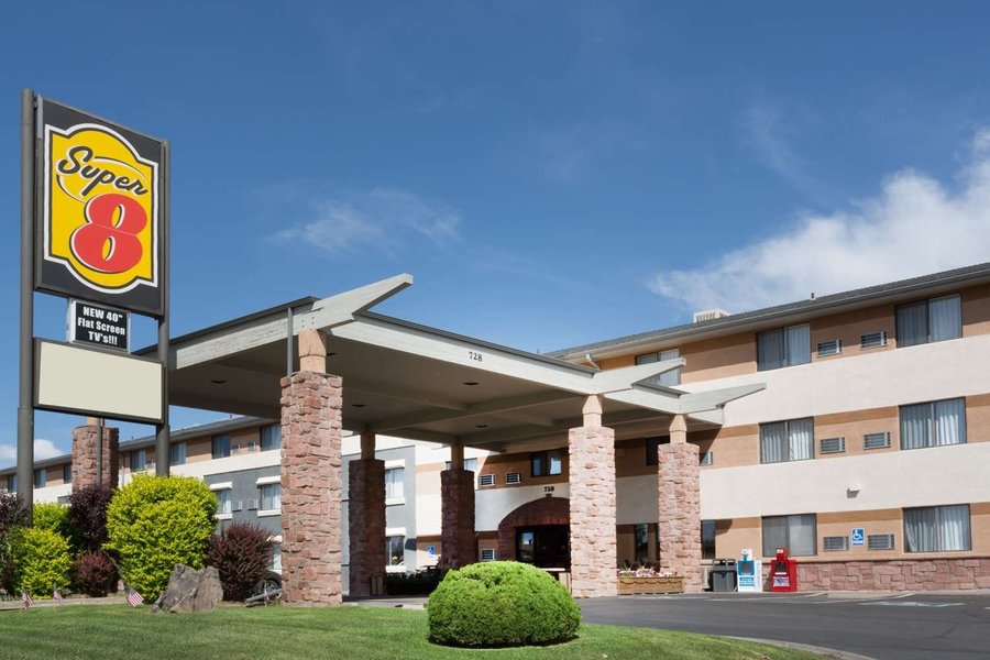 SUPER WYNDHAM GRAND JUNCTION COLORADO  44     5  6    Updated 2020