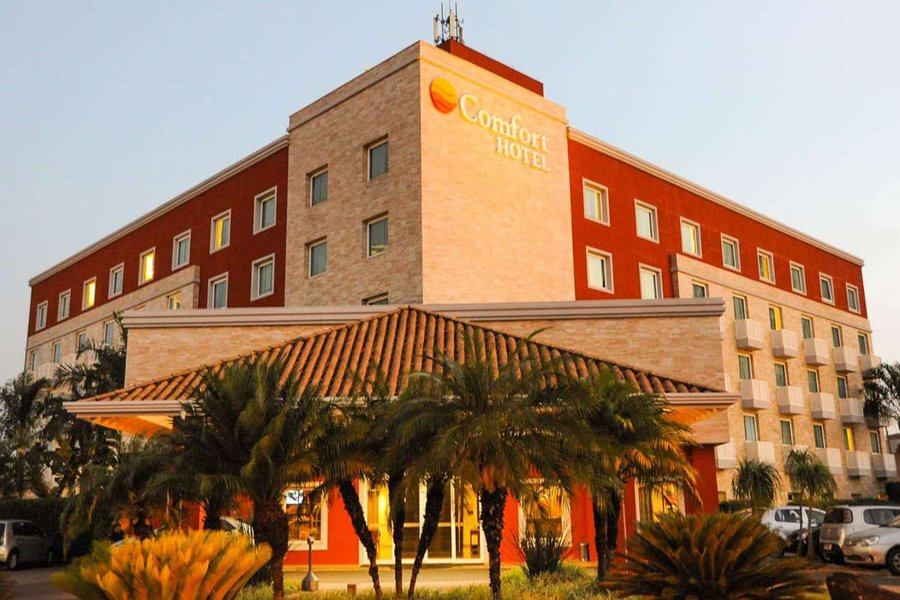 COMFORT HOTEL ARARAQUARA  S     4  9    S 42  See Reviews  Price