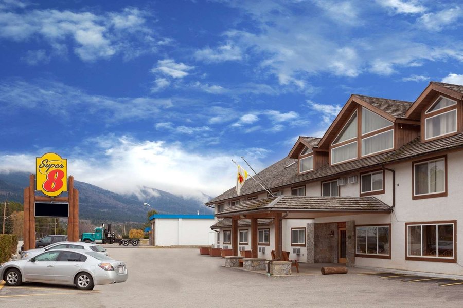 lodging in valemount bc