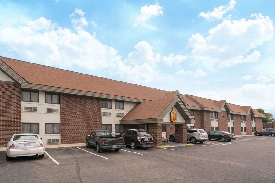 SUPER 8 BY WYNDHAM ST. CLOUD $56 ($̶8̶2̶) - Updated 2021 Prices & Motel