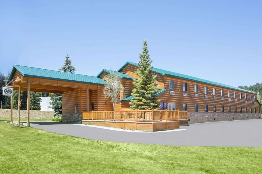 SUPER WYNDHAM WEST YELLOWSTONE  125     1  4  9    Updated 2020