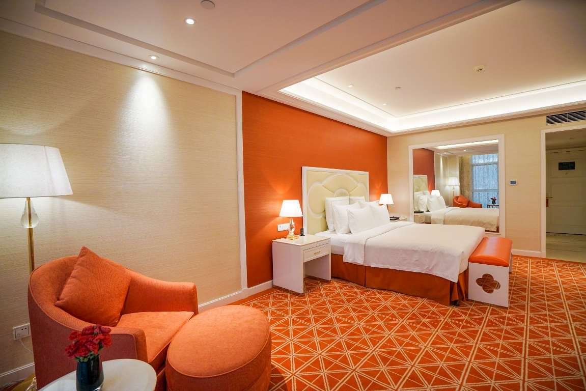 Hotel photo 1 of Wyndham Grand Plaza Royale Ningbo.