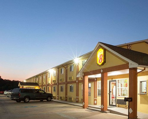 THE 10 BEST Chickasha Hotel Deals (Jul 2021) - Tripadvisor
