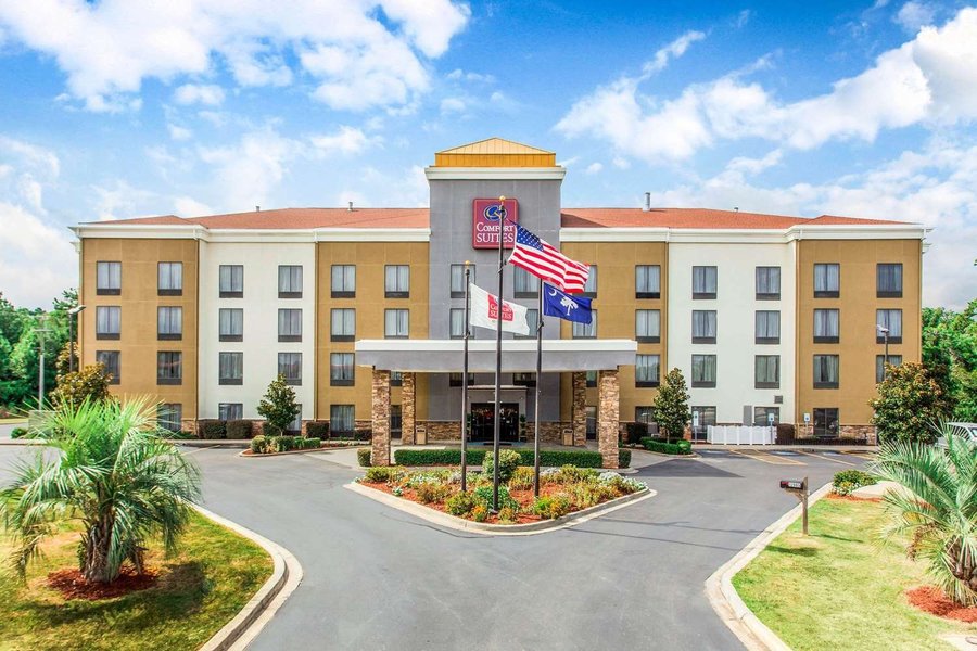 Comfort Suites Clinton 76 ̶8̶4̶ Updated 2020 Prices And Hotel