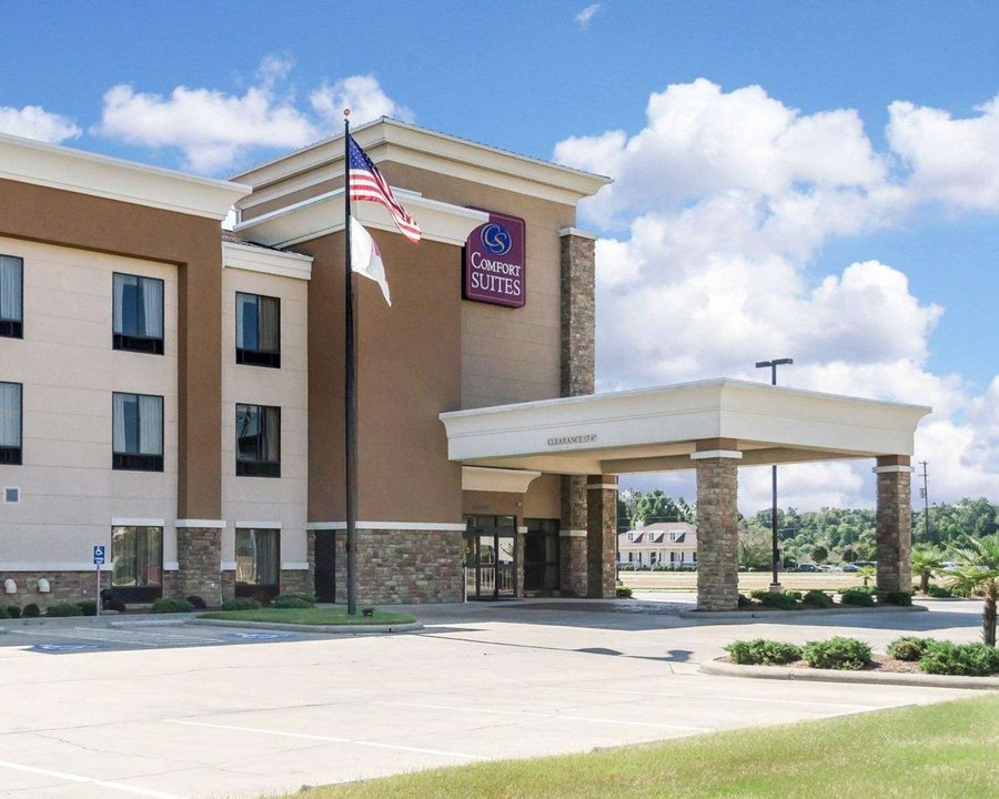 COMFORT SUITES GREENWOOD - Updated 2021 Prices, Hotel Reviews, and ...