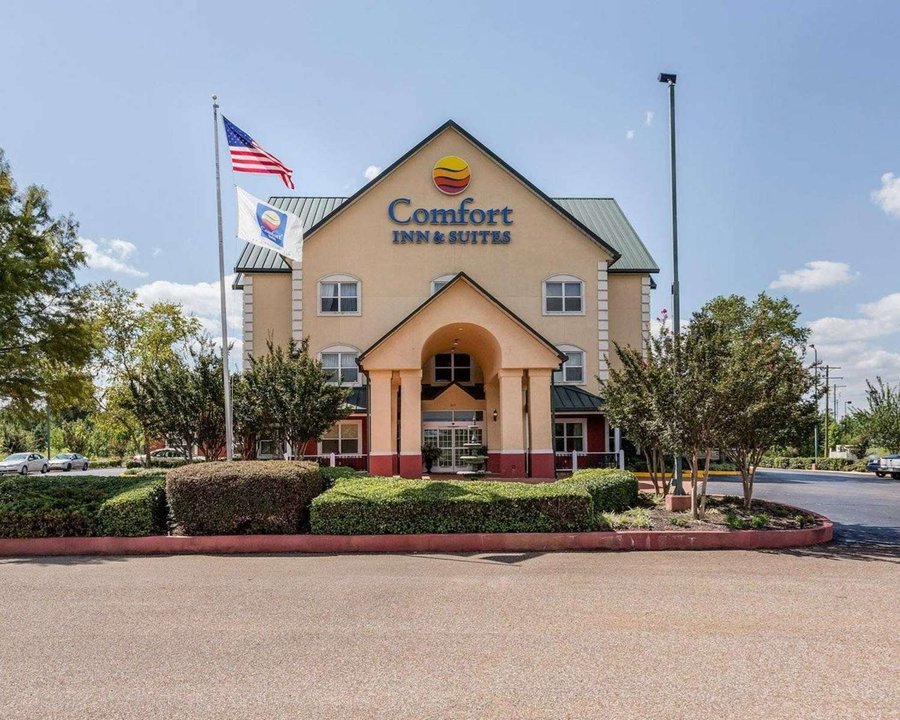 COMFORT INN & SUITES 88 (̶9̶7̶) Updated 2021 Prices & Hotel Reviews