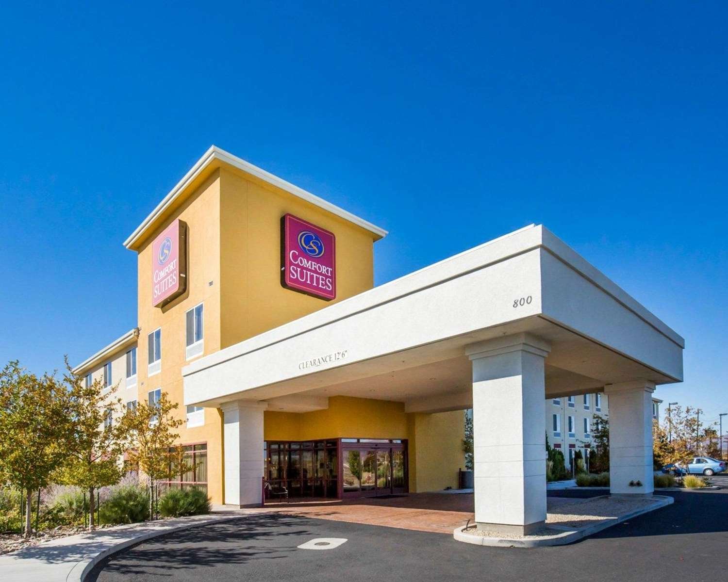 COMFORT SUITES FERNLEY $84 ($̶1̶2̶4̶) - Prices & Hotel Reviews - NV ...