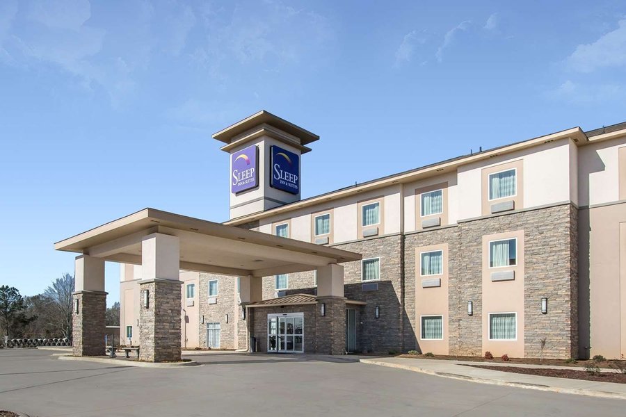 SLEEP INN & SUITES $76 ($̶1̶1̶8̶) - Updated 2021 Prices & Hotel Reviews ...