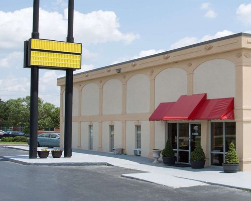The 10 Closest Hotels To Acc Hall Of Champions Greensboro Tripadvisor Find Hotels Near Acc Hall Of Champions