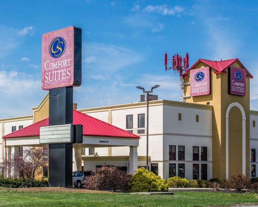 COMFORT SUITES  81     1  0  3    Updated 2021 Prices Hotel Reviews