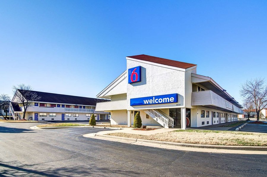 MOTEL 6 SPRINGFIELD - NORTH $53 ($̶6̶2̶) - Updated 2020 Prices & Hotel