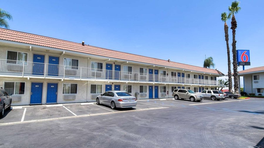 Motel 6 Los Angeles - Hacienda Heights (하시엔다하이츠) - 호텔 리뷰 & 가격 비교