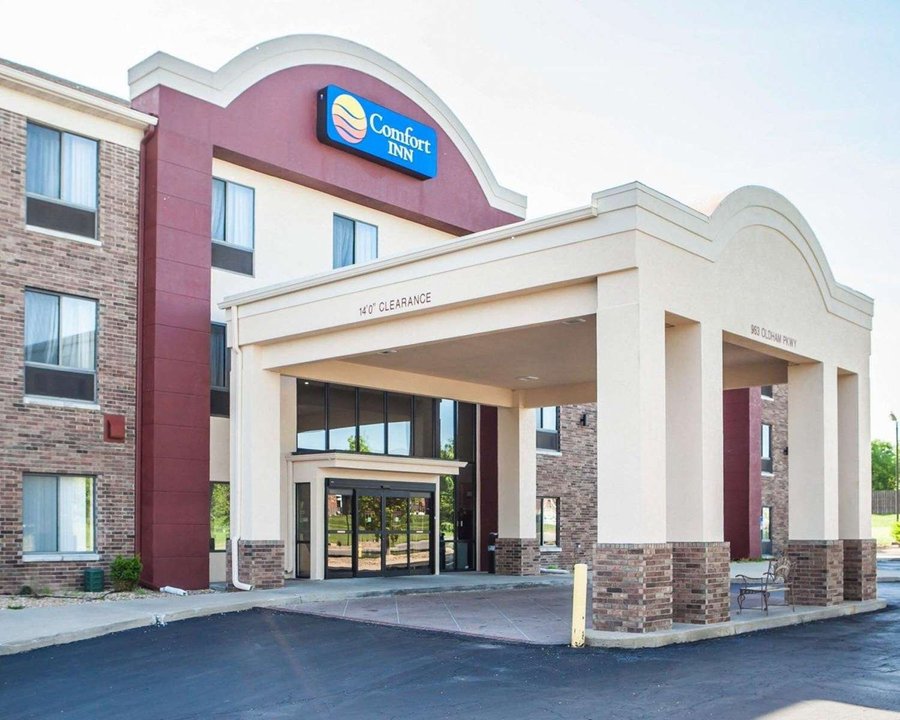 COMFORT INN LEE'S SUMMIT @ HWY 50 & HWY 291 $67 ($̶8̶1̶) - Prices ...