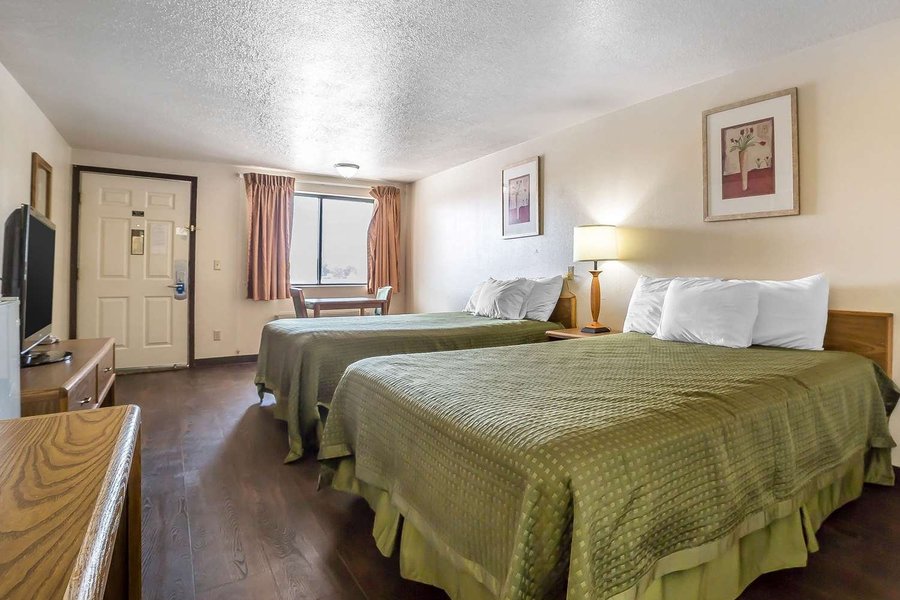 Rodeway Inn Hardin 59 6 9 Updated 2020 Prices Hotel Reviews Mt Tripadvisor