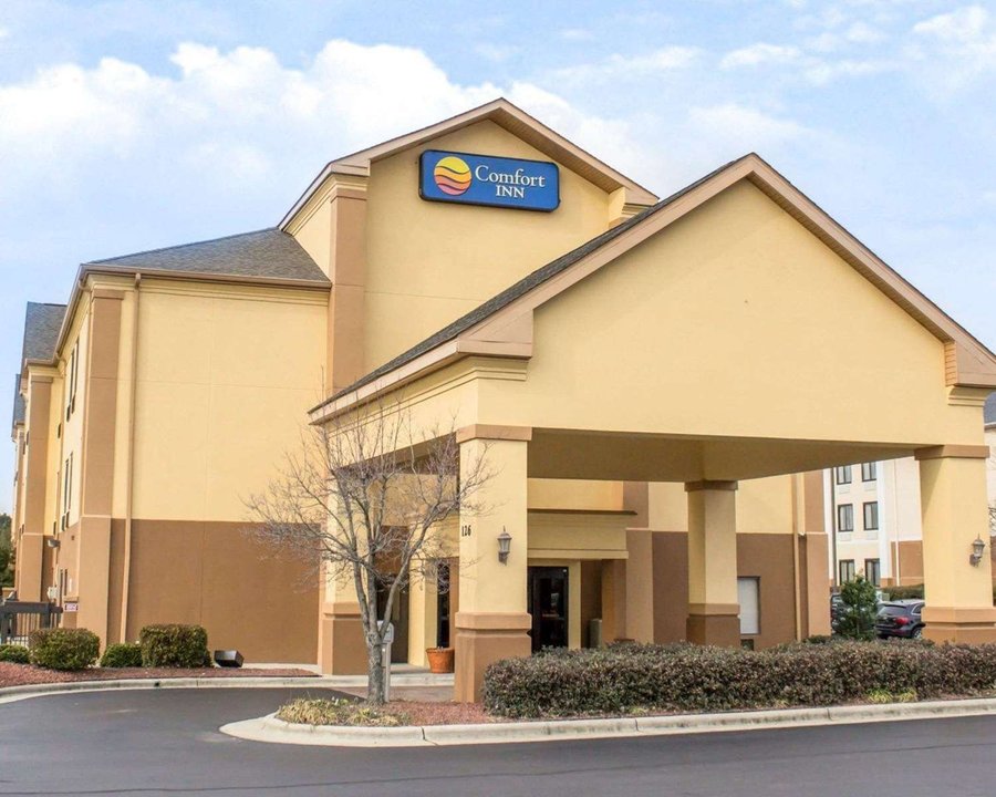 COMFORT INN GARNER CLAYTON I-40 $84 ($̶1̶0̶2̶) - Prices & Hotel Reviews ...