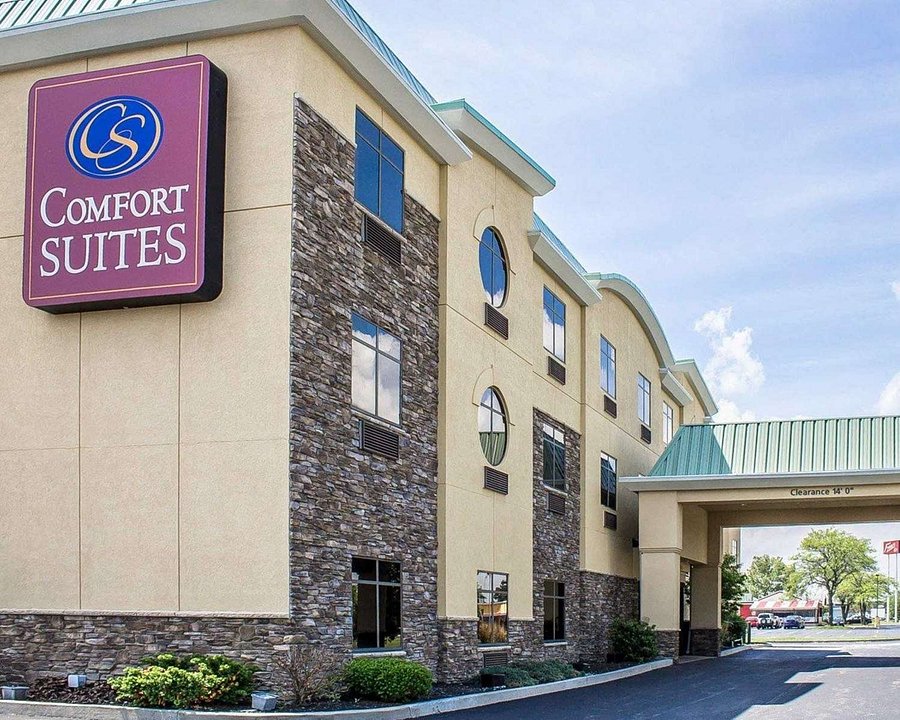 COMFORT SUITES (AU113) 2021 Prices & Reviews (Perrysburg, OH