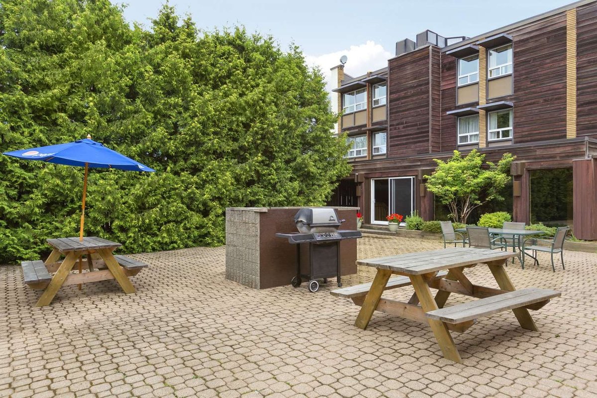 Travelodge Thunder Bay ON UPDATED 2022 Prices, Reviews & Photos