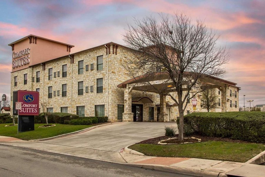 Comfort Suites Near Seaworld 59 7 6 Updated 2020 Prices Hotel Reviews San Antonio Tx Tripadvisor