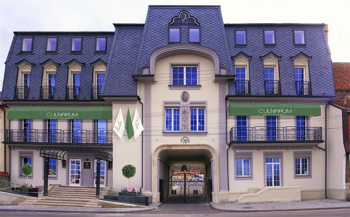 Kavalier Boutique Hotel, hotell i Lviv