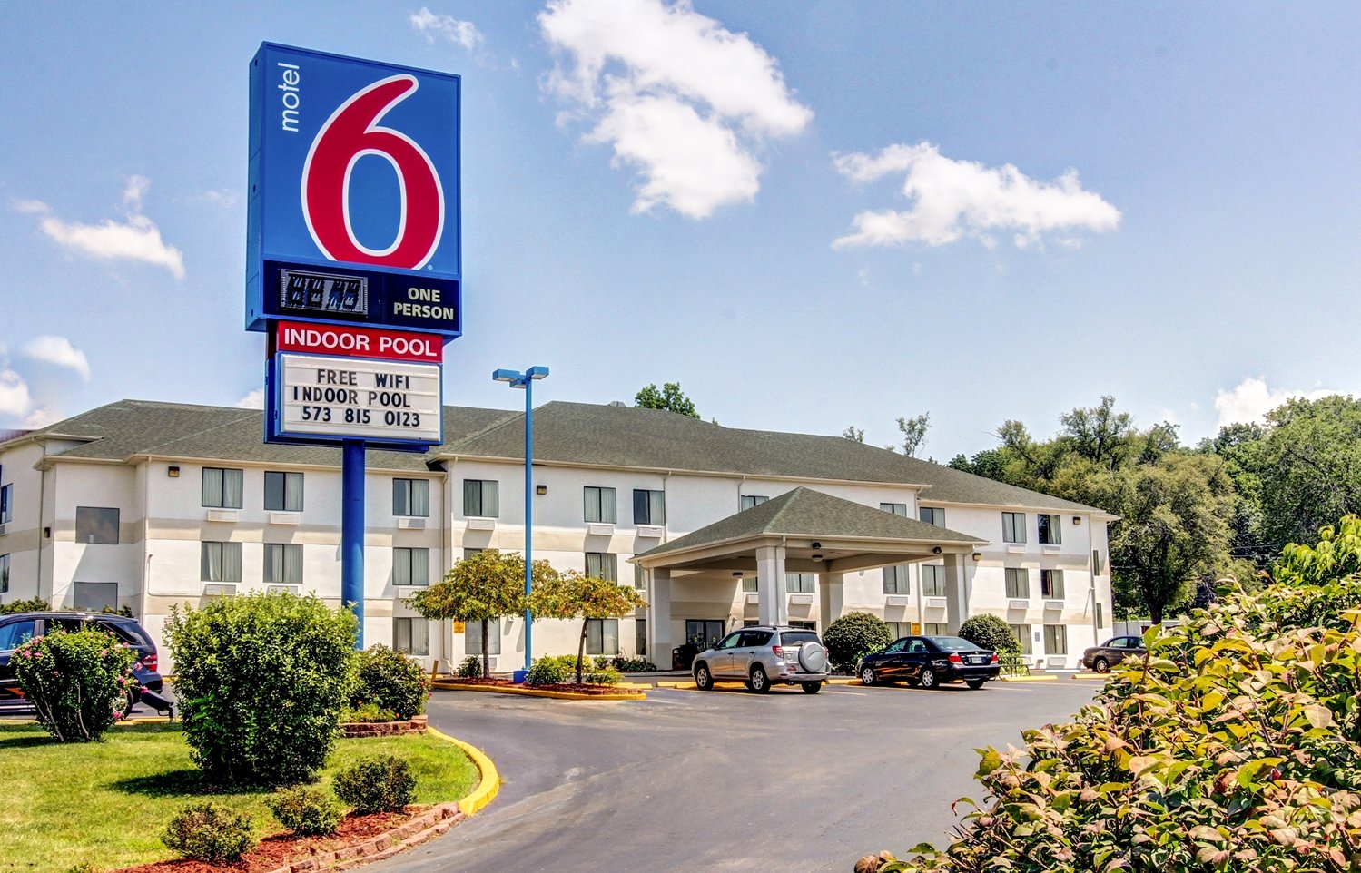 motel 6 quad cities airport