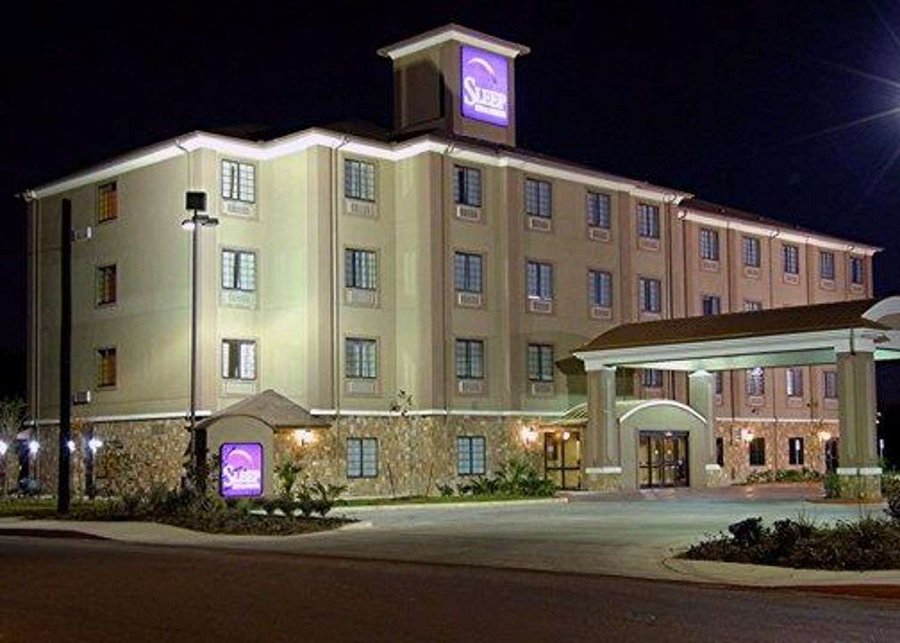 SLEEP INN SUITES AT SIX FLAGS 63 8 8 Prices Motel Reviews sleep-inn-suites-at-six-flags-63-8-8-prices-motel-reviews