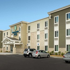 WoodSpring Suites Orlando Airport Extended Stay Hotel Exterior  x