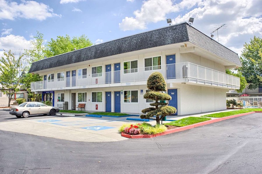 MOTEL 6 SEATTLE EAST - ISSAQUAH $56 ($̶7̶6̶) - Updated 2020 Prices