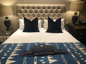 Room & Suite