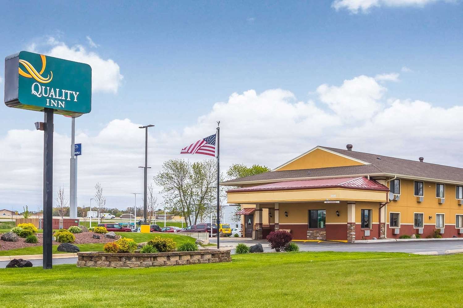 QUALITY INN - Prices & Hotel Reviews (Janesville, WI) - Tripadvisor