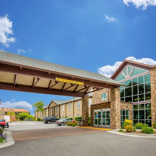 the comfort inn and suites salt lake city airport hotel