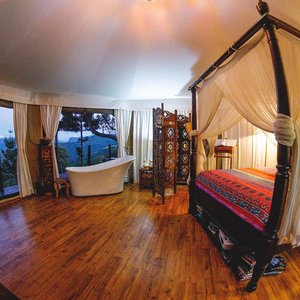 Incredible place to spend the night, really well designed and set up