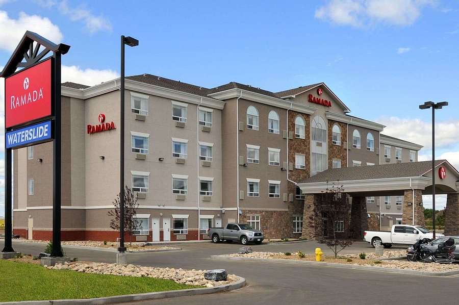 RAMADA BY WYNDHAM WAINWRIGHT $104 ($̶1̶1̶0̶) - Updated 2022 Prices