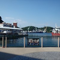 家島の真浦湊、桟橋付近