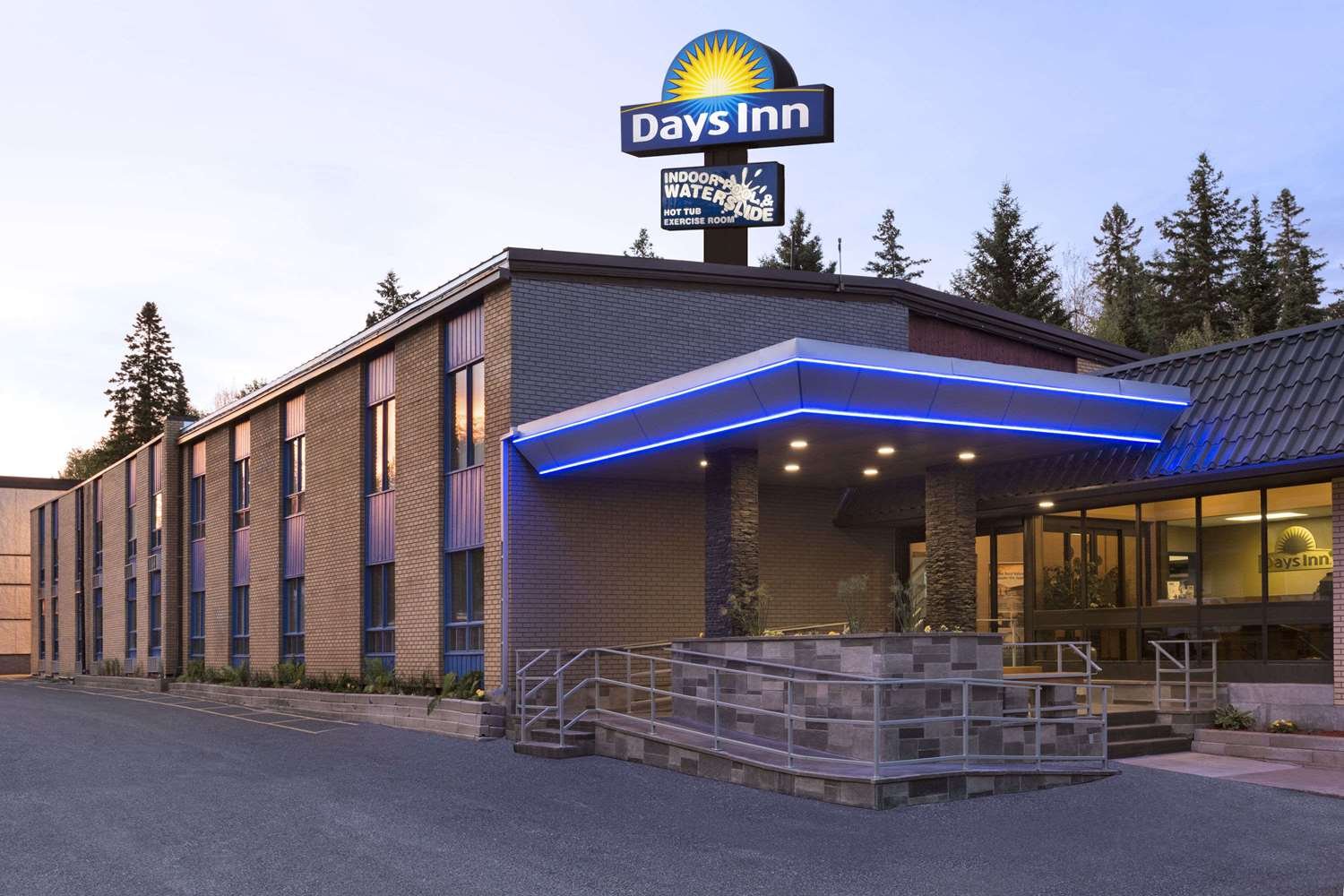 Days Inn By Wyndham Kenora - UPDATED Prices, Reviews & Photos (Ontario ...