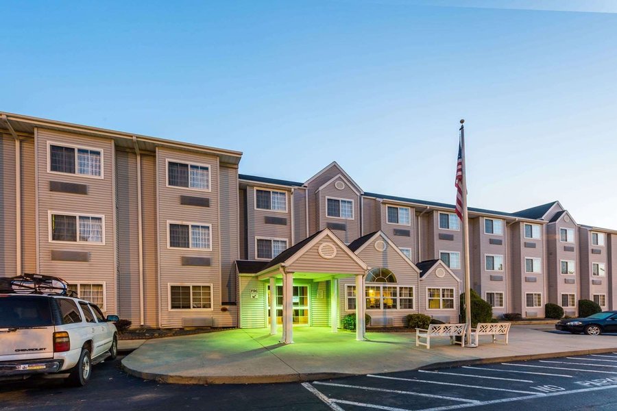 마이크로텔 인 앤드 스위트 힐즈버러 (Microtel Inn & Suites by Wyndham Hillsborough, 힐스브로) - 호텔 리뷰 & 가격 비교