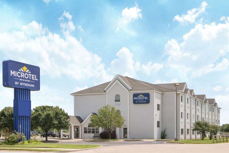 MICROTEL INN & SUITES BY WYNDHAM INDEPENDENCE $59 ($̶8̶6̶) - Updated ...